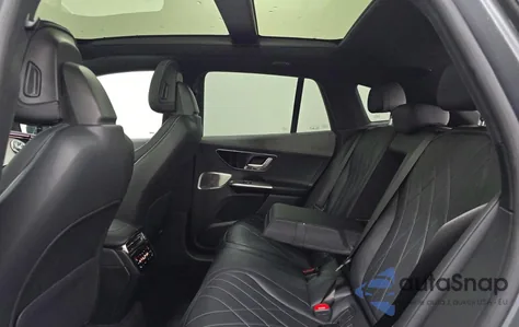 2023 Mercedes-Benz Eqe Suv 500 4Matic z USA, uszkodzony, nr VIN 4JGGM2CB7PA001996